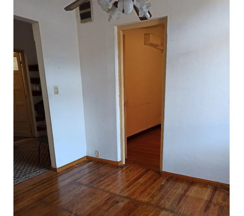 Imagen 2 de 14 de Imperdible Venta!! Apto Tipo Casa 2 Dormitorios, Aguada!