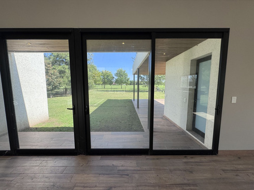 Venta Casa 3 Dormitorios La Rinconada Barrio Cerrado Ibarlucea
