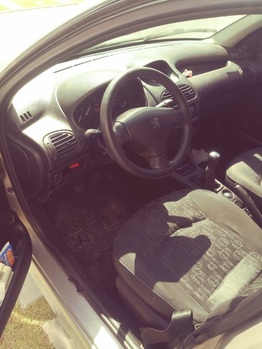 Imagem 6 de 6 de Carro