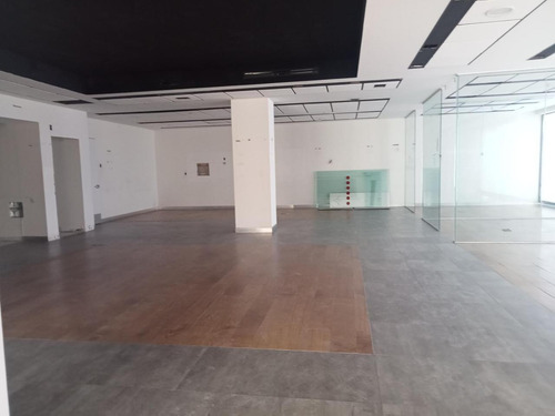 Local En Renta En Boulevard Toluca, Colonia San Francisco Cuautlalpan, Naucalpan De Juárez, Edomex