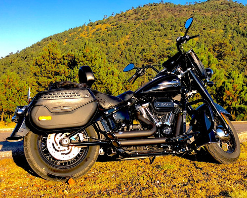 Harley Davidson Softail Heritage Classic 114