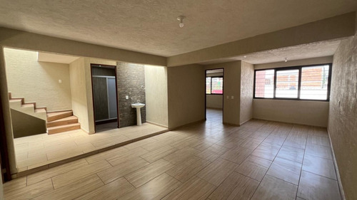 Casa En Colonia Buenavista Ii, Morelia Mich. $3'300,000
