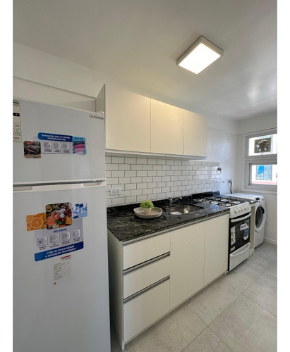 Venta/ Departamento 3 Ambientes A La Calle / Mar Del Plata