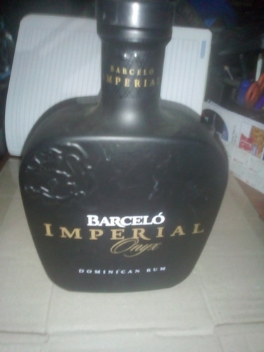 Botella Vacía De Ron Barcelo Imperial Onix