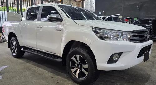 Toyota Hilux 2.4l
