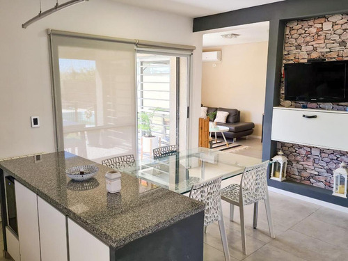 Tigre - Casas De Santa Maria U$s 179.000 - 4dorm - Pileta