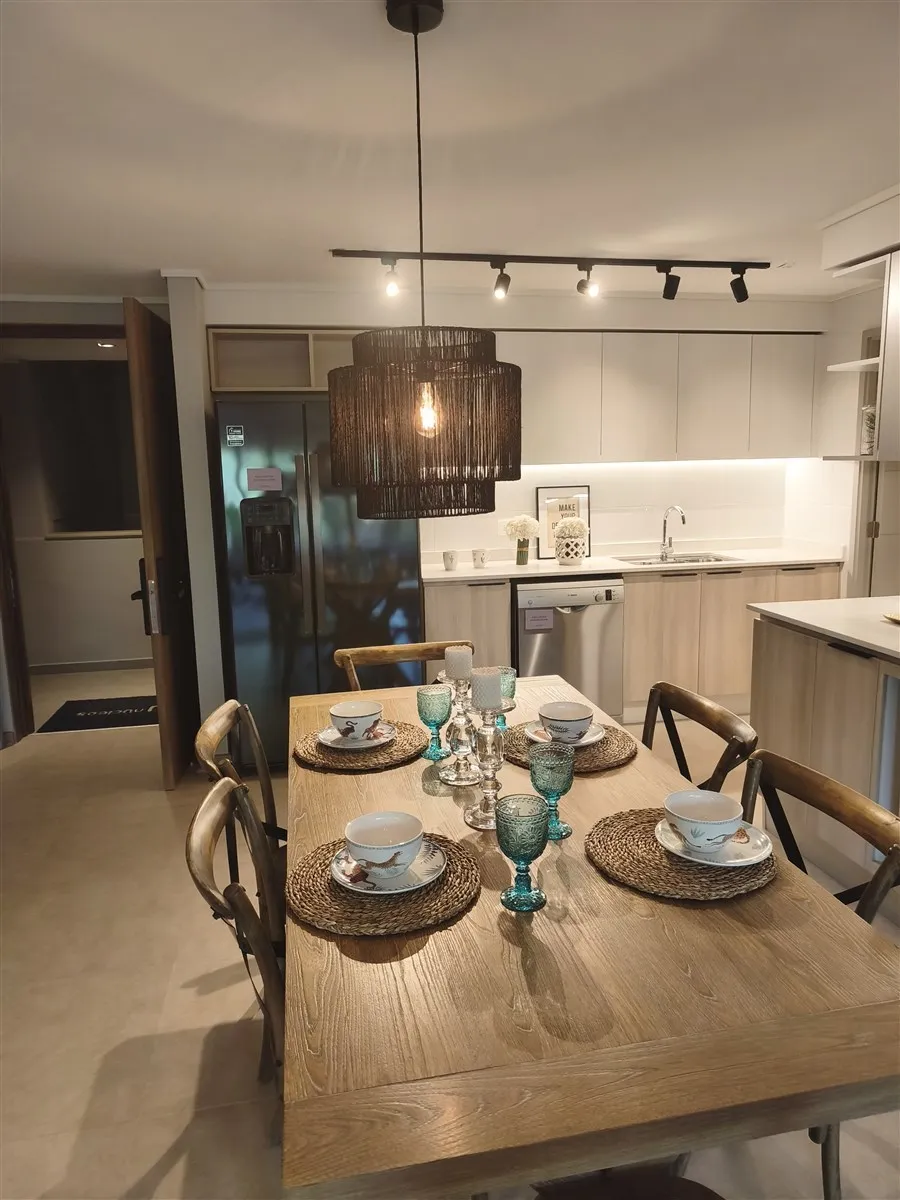 Imagen 4 de 10 de Departamento En Venta De 2 Dorm Y 2 Baños En Vitacura