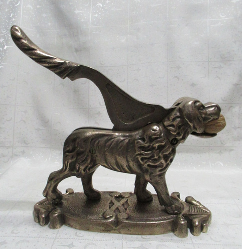 Antiguo Rompenueces Figura De Perro Sólido Metal 32cm