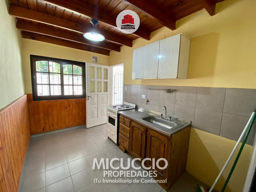Dúplex En Venta, Gelves 347 (n° 4), Escobar Centro. Financiacion.