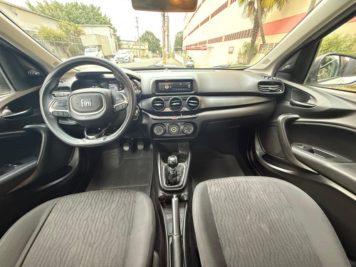 Fiat Cronos 1.0 Flex 4p
