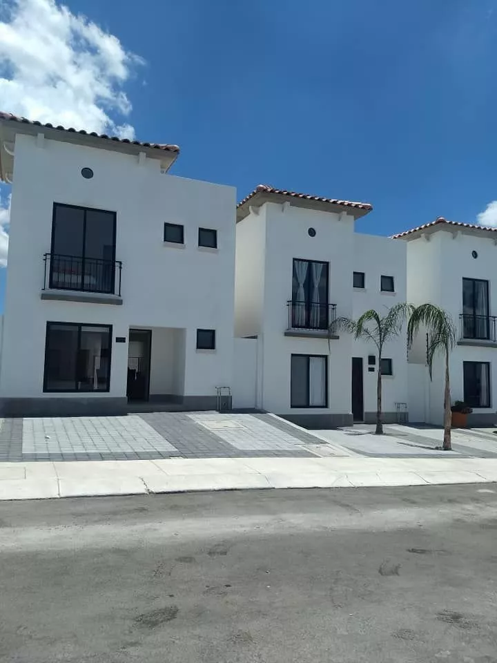 casa en venta en el condado,corregidora mercadolibre