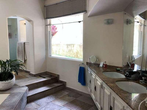 Imagem 15 de 30 de Cond. Granja Do Lago - Térrea Com Estilo! Piscina, Vista E Apto Hóspedes! - Ca0655