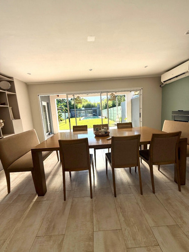 Importante Casa A Metros De La Laguna (barrio Esteban Echeverría)