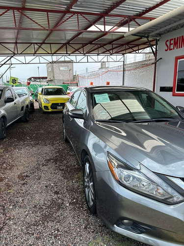 Nissan Altima 3.5 Exclusive Cvt