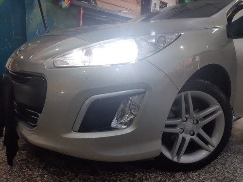 Peugeot 308 1.6 Active 2014