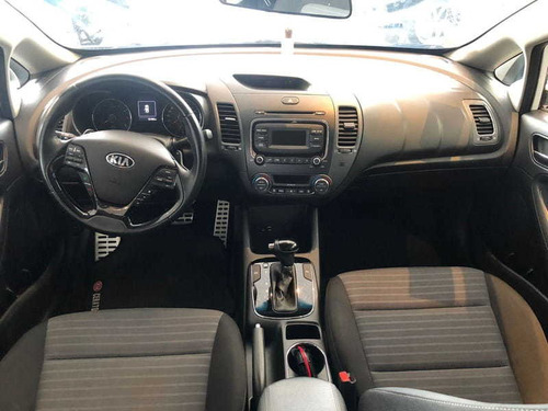 Imagem 7 de 8 de Kia Cerato Sx4 1.6 Aut. 128cv