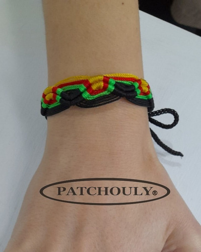 Imagen 3 de 9 de Pulsera Macrame Brazalete Artesanal Reggae Rasta Jamaica