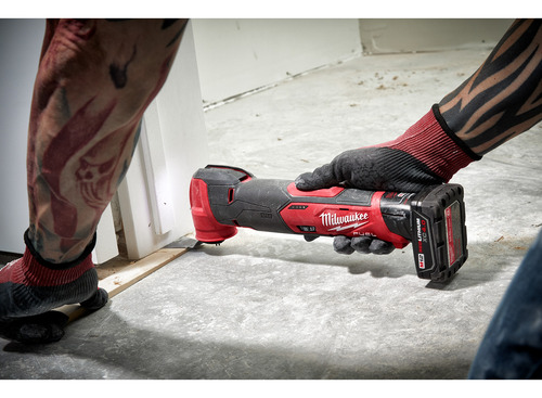 Multitool O Multiherramienta Oscilante M12 Milwaukee 2526-20