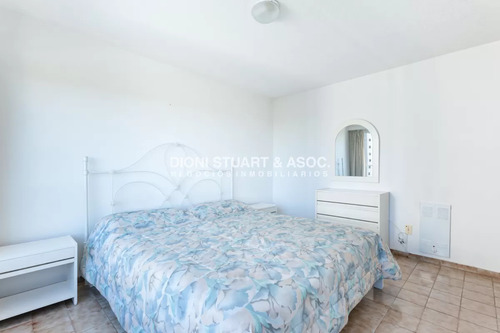 Apartamento En Venta En Playa Mansa De 3 Dormitorios + Dependencia - Torre Jefferson - Complejo Lincoln Center