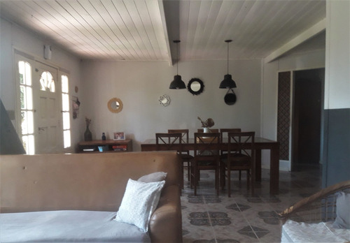 Imagen 2 de 27 de Venta Casa 3 Dormitorios Rafael Calzada Parque