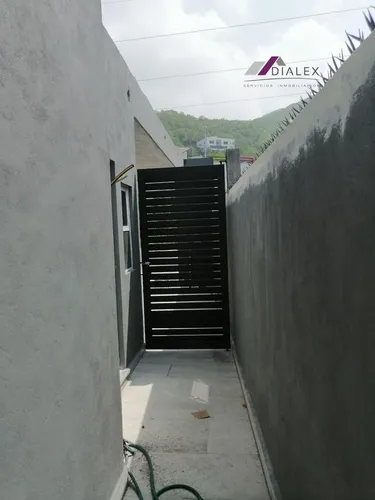 Col. Bosques De San Pedro -carretera Nacional- Casa En Venta Santiago N.l.
