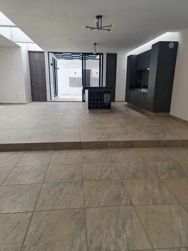 En Venta Casa De Una Planta En Lomas De Juriquilla, Especial Para Gente Mayor