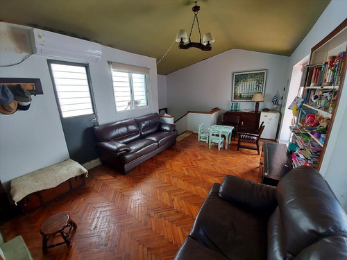 Casa Ph Dos Cuadras Plza Gomensoro