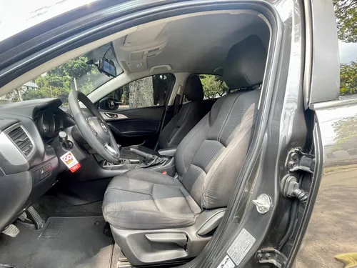 Mazda 3 2.0 Prime