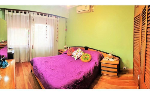 Imagen 13 de 23 de Magnifica Casa En Venta De 5 Ambientes Con Cochera En Remedios De Escalada