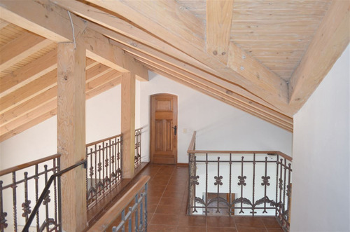 Casa En Venta Lo Barnechea De 5 Dorm. En Lo Barnechea