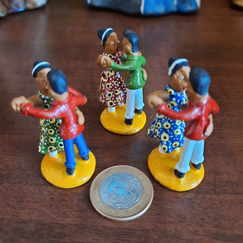 Imagem 2 de 7 de Casal De Dançarinos De Forró Miniatura Artesanato Caruaru