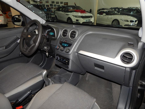 Imagem 8 de 14 de Chevrolet Montana 1.4 Mpfi Ls 8v Econoflex Completa Baixa Km