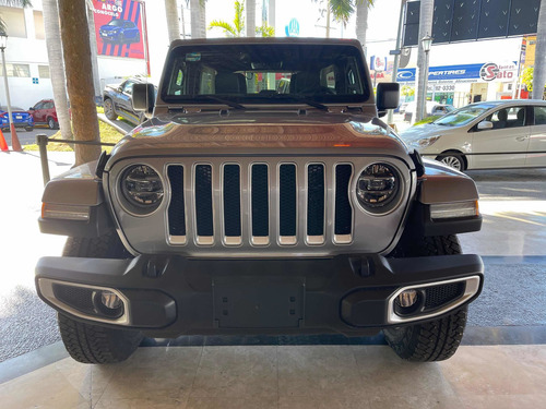 Imagen 6 de 10 de Jeep Wrangler Sahara Mild Hibryd