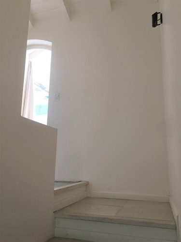Casa Tipo Duplex A La Venta En Las Lomas San Isidro