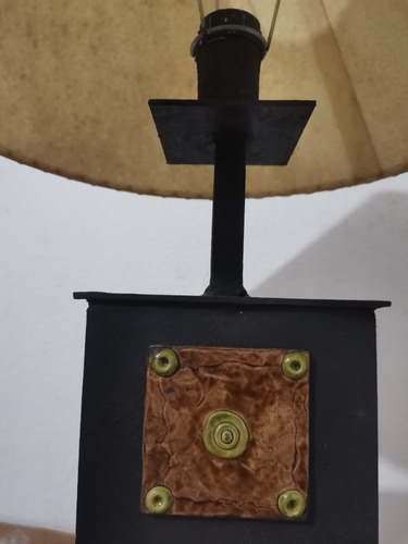 Lámpara De Mesa Artesanal De Hierro, Lonja Y Cerámica.