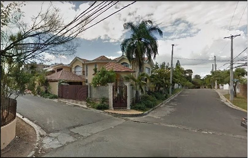 Casa Para Refomrar Adjicada En Arroyo Hondo Viejo De Esquina Con Solar De 798 Metros 