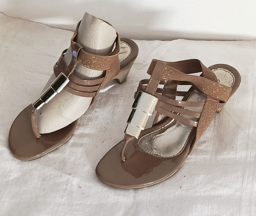 Sandalias Bajas Para Damas, Marca Azaleia 