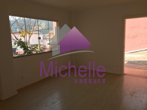 Imagem 2 de 15 de Casa Para Venda Em Teresópolis, Iucas, 2 Dormitórios, 1 Suíte, 3 Banheiros, 2 Vagas - Cs-423_1-2033124