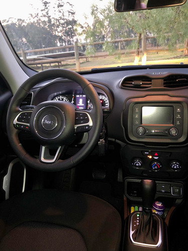Imagem 8 de 10 de Jeep Renegade 2020 1.8 Sport Flex Aut. 5p