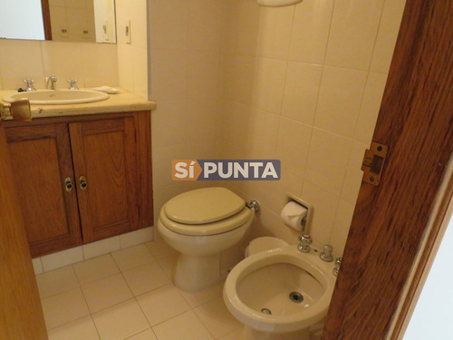 Imagen 12 de 15 de Apartamento En Playa Brava