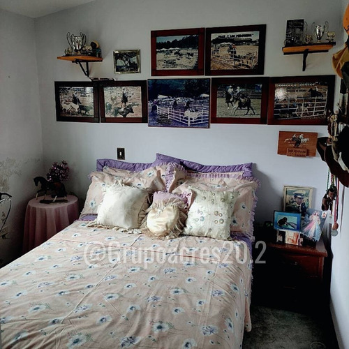 Se Vende De Casa En La Urbanizacion Colinas De Pasatiempo San Antonio De Los Altos Rz