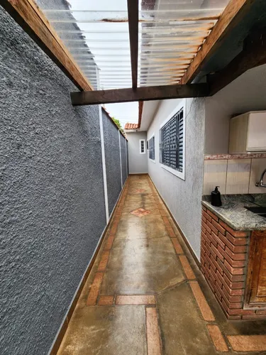 Casa - Cajuru/sp