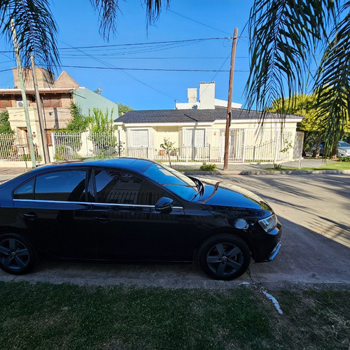 Volkswagen Vento 2.5 Luxury 170cv Tiptronic