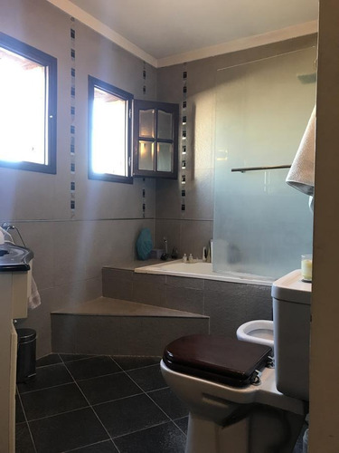 Imagen 11 de 13 de Excelente Casa Chalet - Ituzaingó Norte - 5 Ambientes - Venta - Permuta Menor Valor