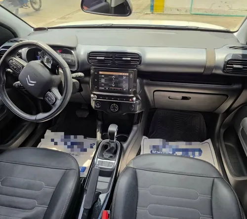 Citroën C4 Cactus 1.6 Shine Turbo Aut