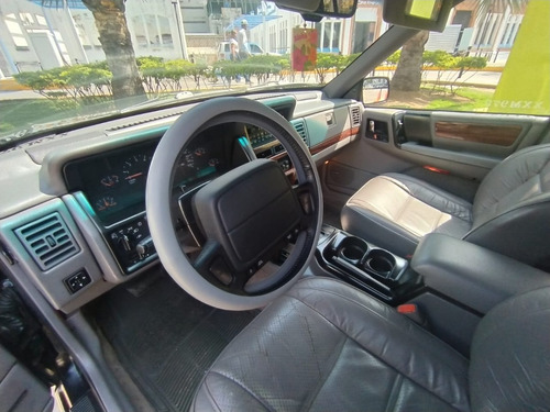Imagen 11 de 16 de Jeep Grand Cherokee