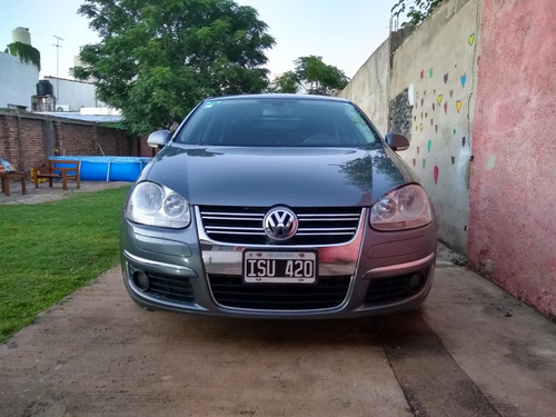 Volkswagen Vento 2.5 Luxury 170cv