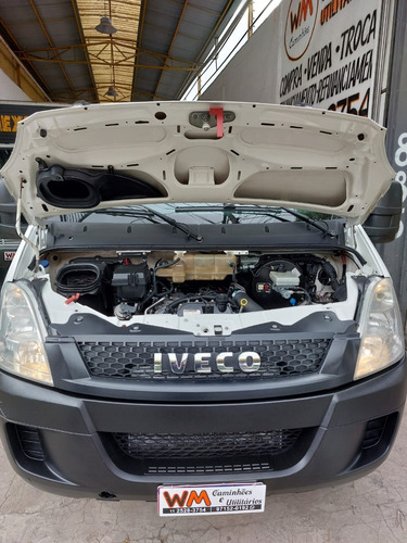 Imagem 3 de 14 de Iveco - Daily 35s14hdcs - Guincho Plataforma 5.5 Mts