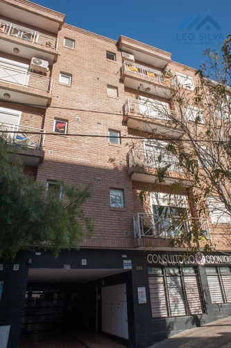 Imagen 2 de 23 de Departamento - Confluencia