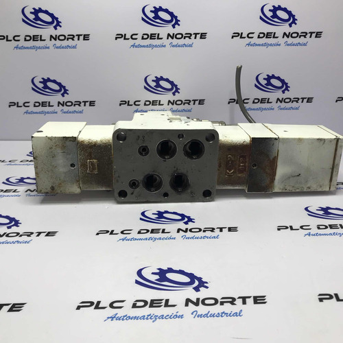 Moog J061-111a Servo Válvula J662c120 B97012-024 1 (Usado)